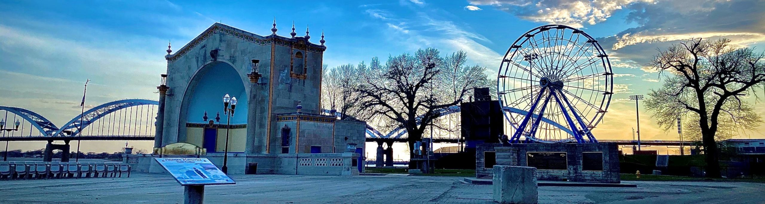 LeClaire Park bandshell and Ferris wheel